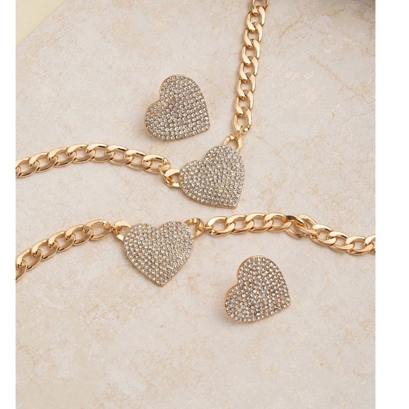 Luxe Gold Tone Rhinestone Heart Chunky Chain Necklace Set - Picture 3 of 4